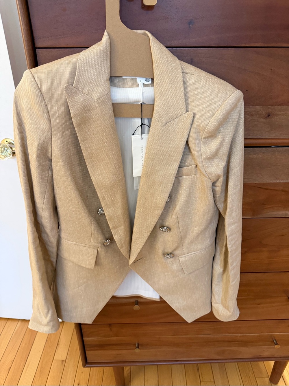 Veronica Beard Dickey linen blazer